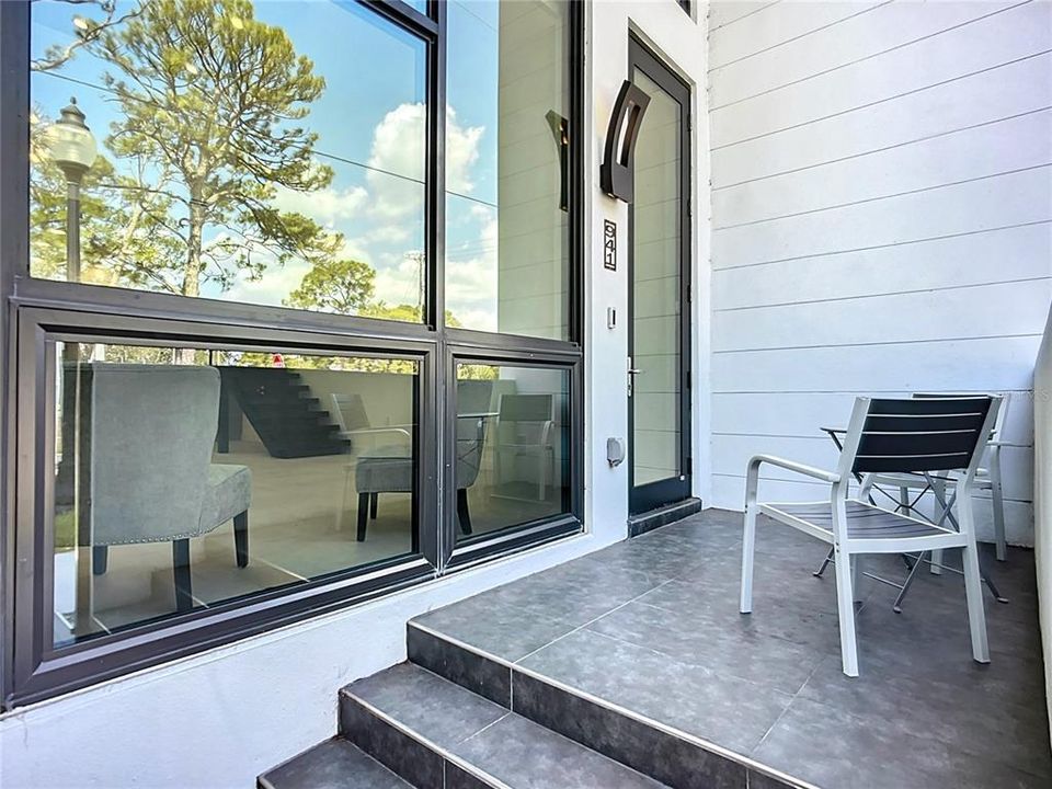 For Sale: $550,000 (2 beds, 2 baths, 1550 Square Feet)