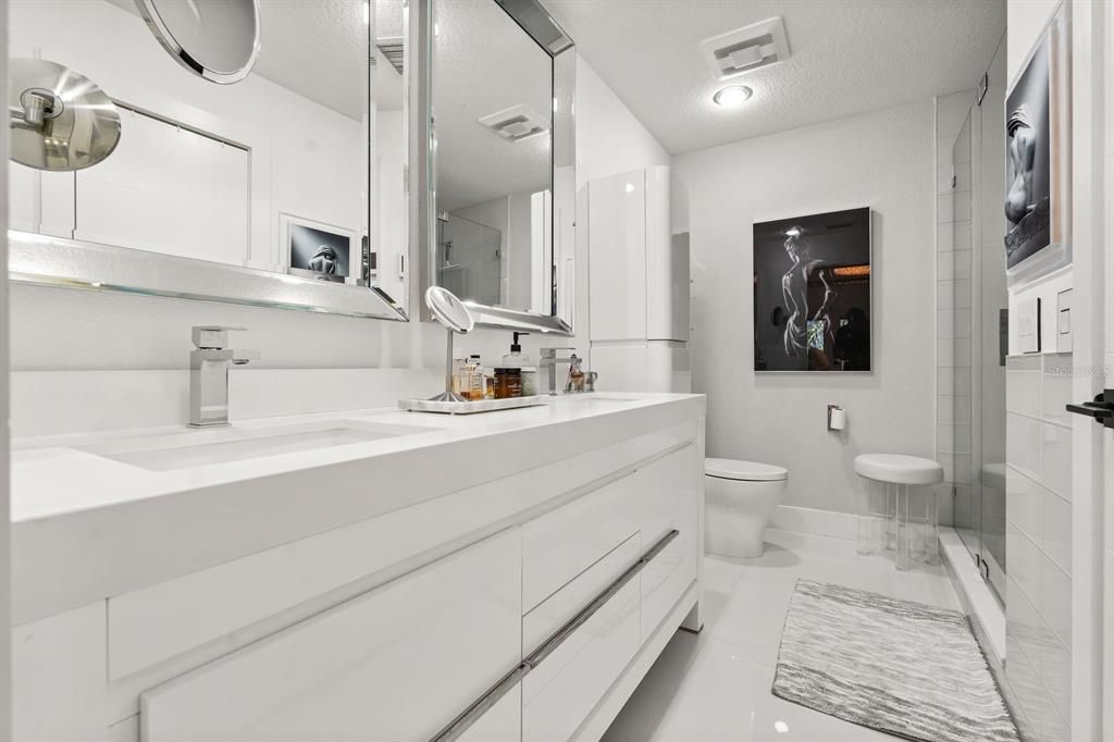 Active With Contract: $430,000 (2 beds, 3 baths, 1506 Square Feet)