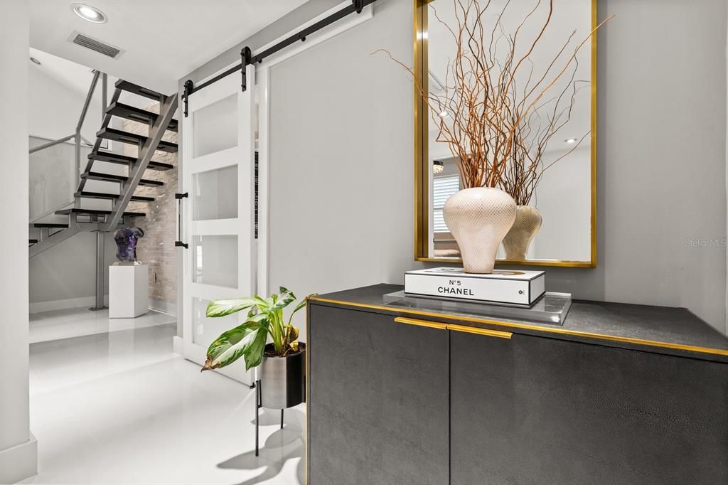 Active With Contract: $430,000 (2 beds, 3 baths, 1506 Square Feet)