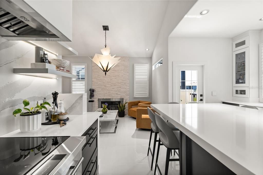 Active With Contract: $430,000 (2 beds, 3 baths, 1506 Square Feet)