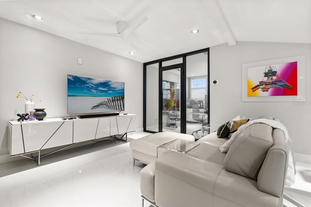 Active With Contract: $430,000 (2 beds, 3 baths, 1506 Square Feet)