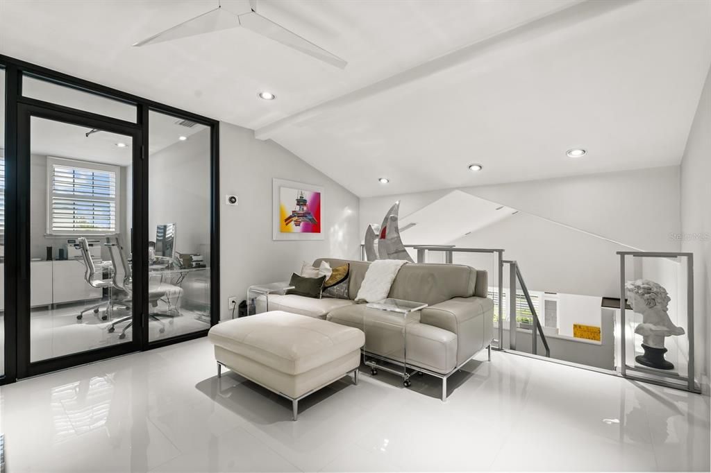 Active With Contract: $430,000 (2 beds, 3 baths, 1506 Square Feet)