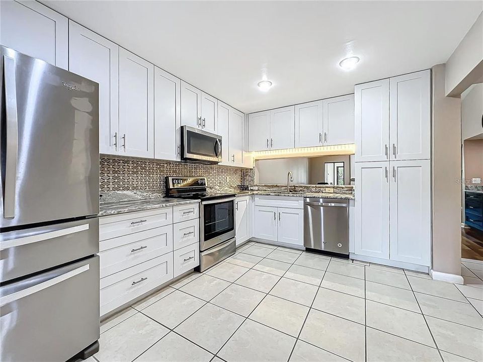For Sale: $197,500 (3 beds, 2 baths, 1653 Square Feet)