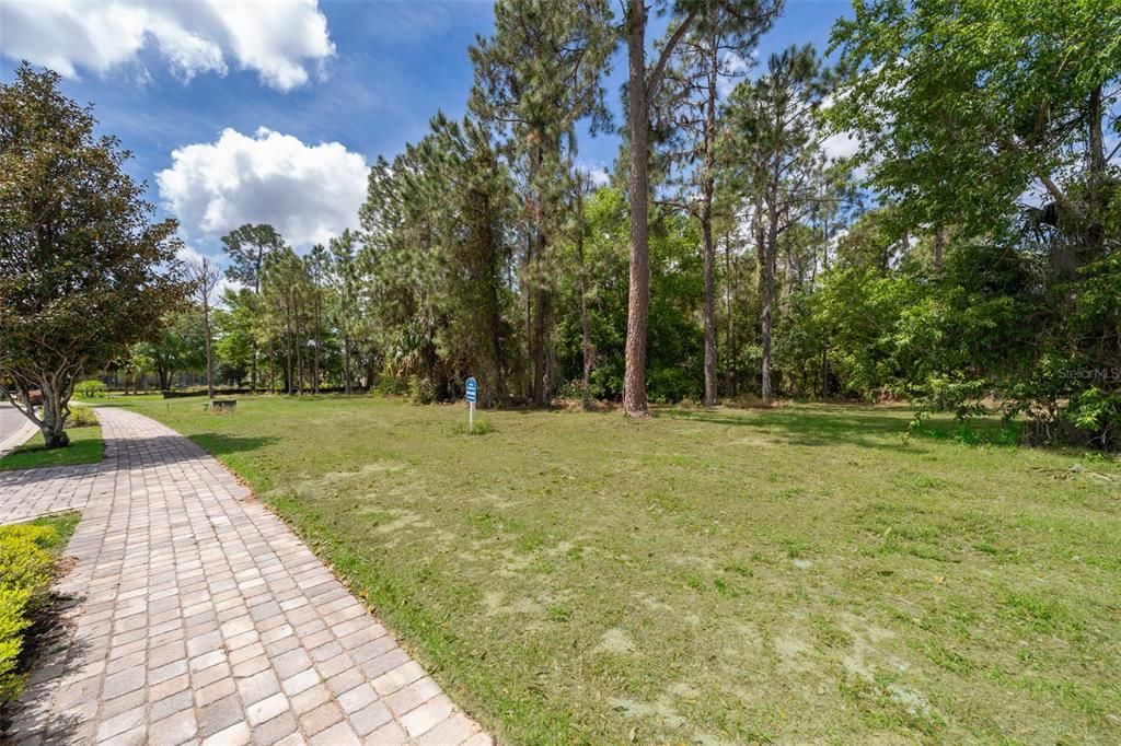 合同活跃: $485,000 (1.00 acres)