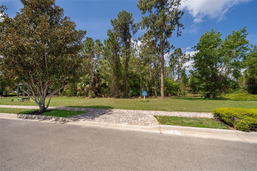 合同活跃: $485,000 (1.00 acres)