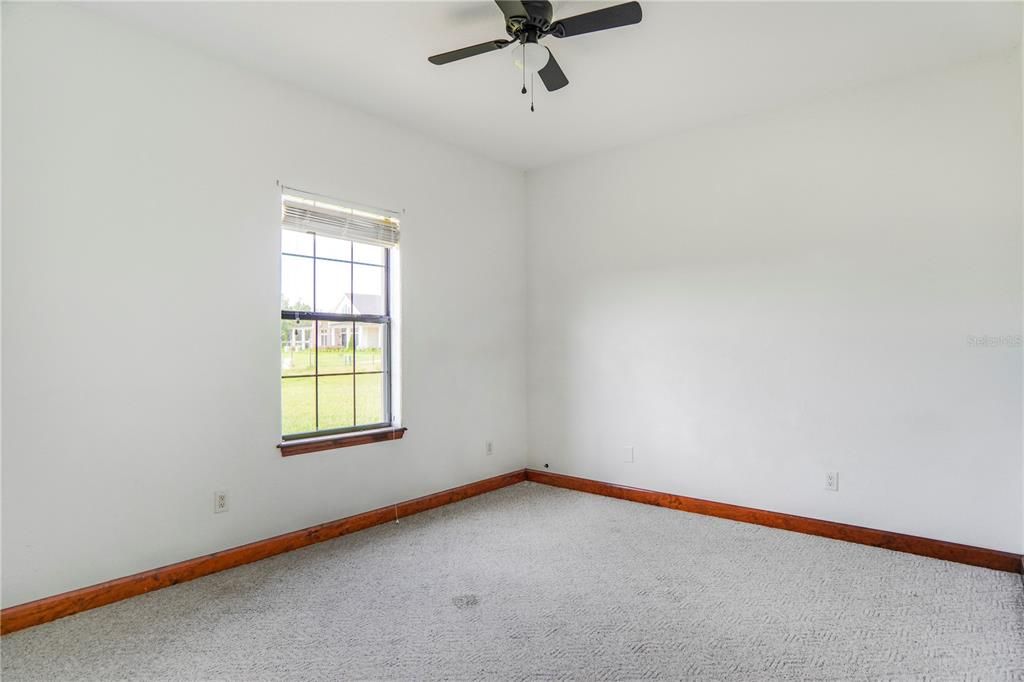 En Venta: $895,000 (3 camas, 2 baños, 2982 Pies cuadrados)