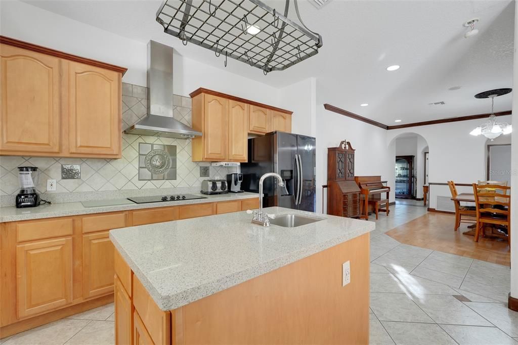 На продажу: $950,000 (3 спален, 2 ванн, 2982 Квадратных фут)