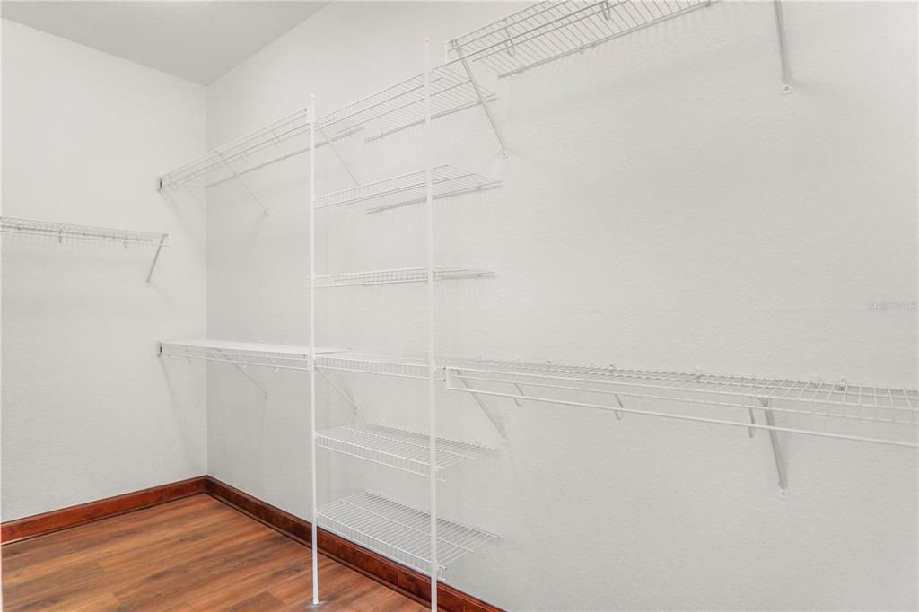 En Venta: $895,000 (3 camas, 2 baños, 2982 Pies cuadrados)