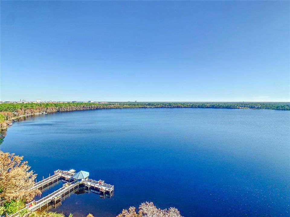 Activo con contrato: $295,900 (2 camas, 2 baños, 1165 Pies cuadrados)