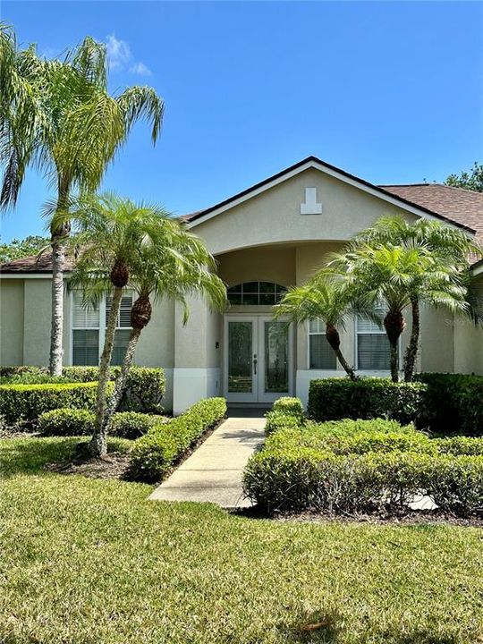 Recently Rented: $2,700 (3 beds, 2 baths, 1863 Square Feet)