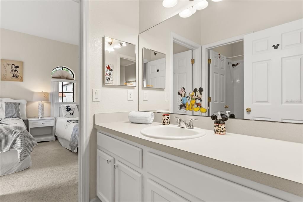 待售: $445,000 (4 贝兹, 3 浴室, 1638 平方英尺)