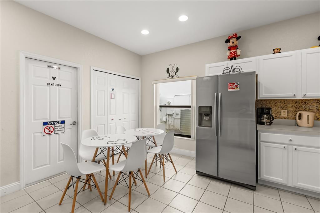 待售: $445,000 (4 贝兹, 3 浴室, 1638 平方英尺)