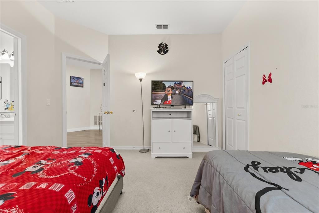 待售: $445,000 (4 贝兹, 3 浴室, 1638 平方英尺)