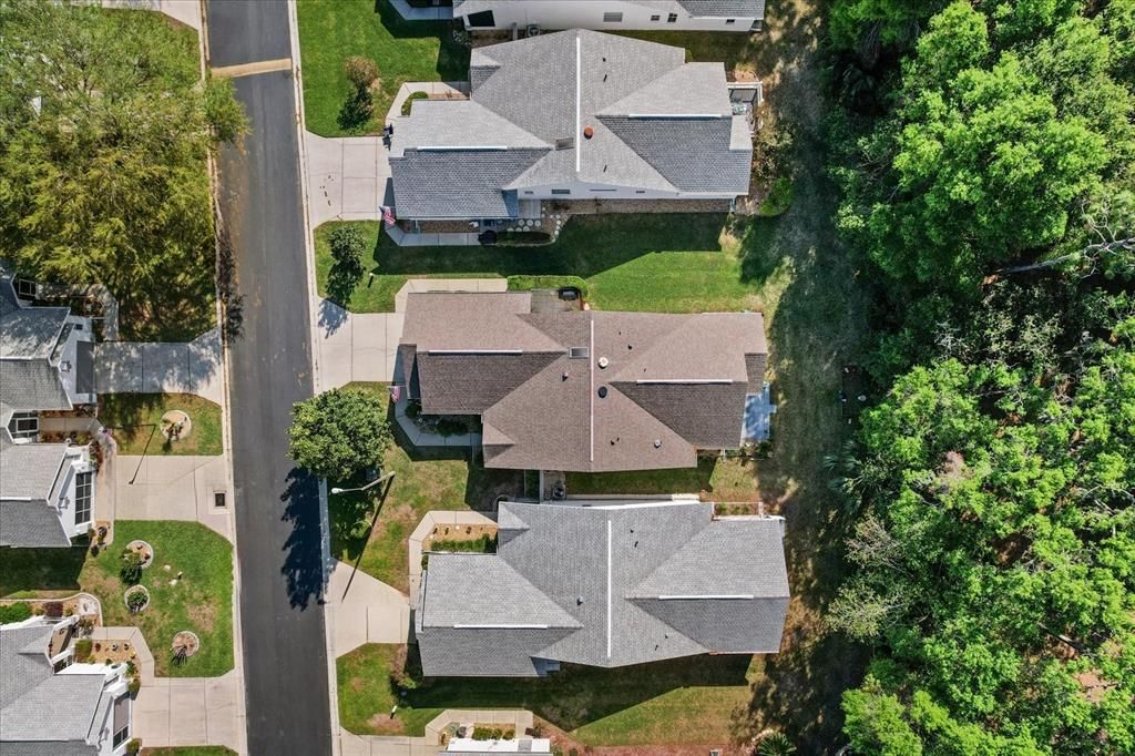 For Sale: $299,900 (2 beds, 2 baths, 1621 Square Feet)