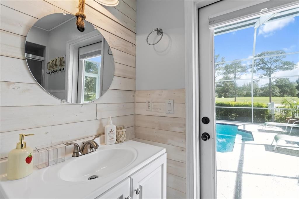 Под контрактом: $422,500 (3 спален, 3 ванн, 2672 Квадратных фут)