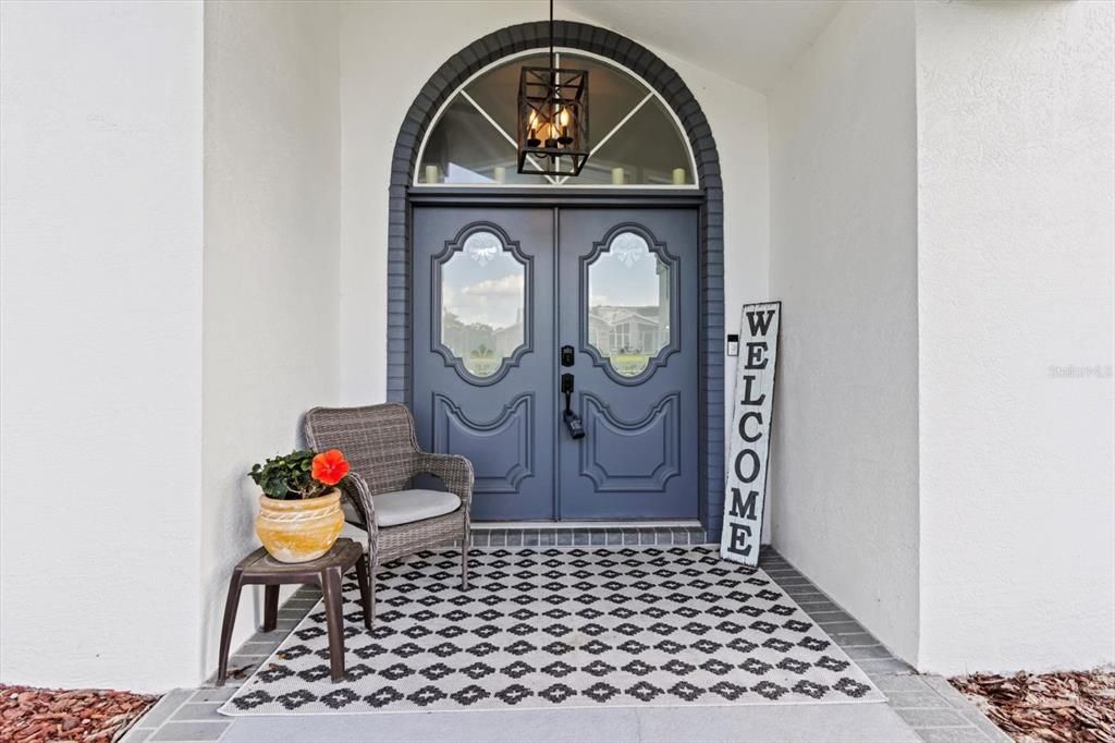 Под контрактом: $422,500 (3 спален, 3 ванн, 2672 Квадратных фут)