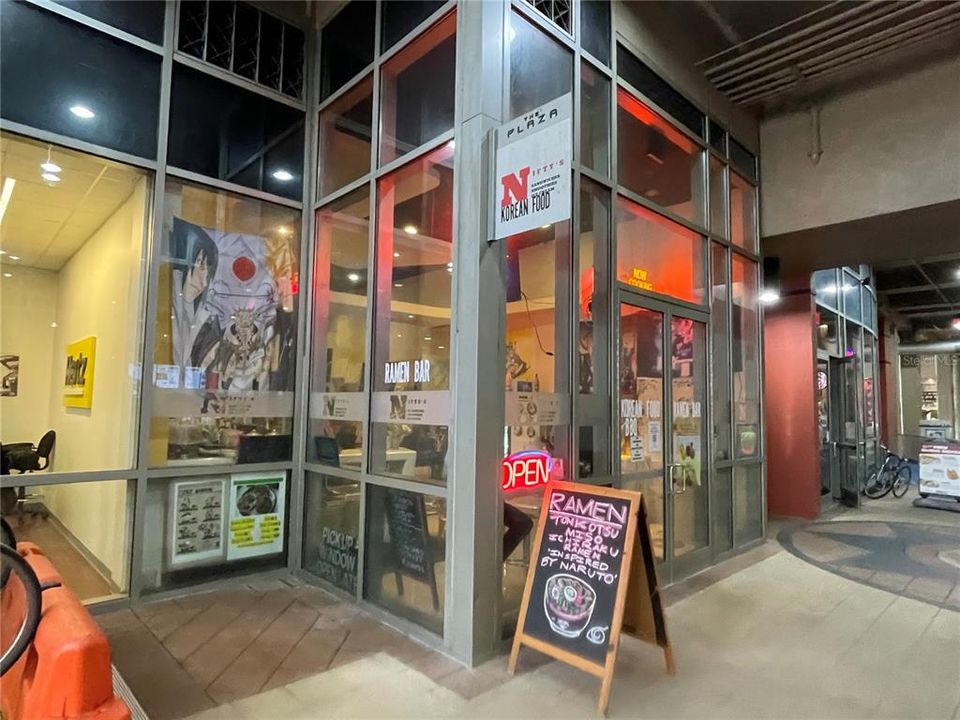 待售: $175,000 (1 贝兹, 1 浴室, 837 平方英尺)