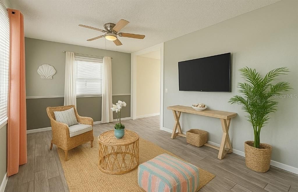 For Sale: $155,900 (2 beds, 1 baths, 765 Square Feet)