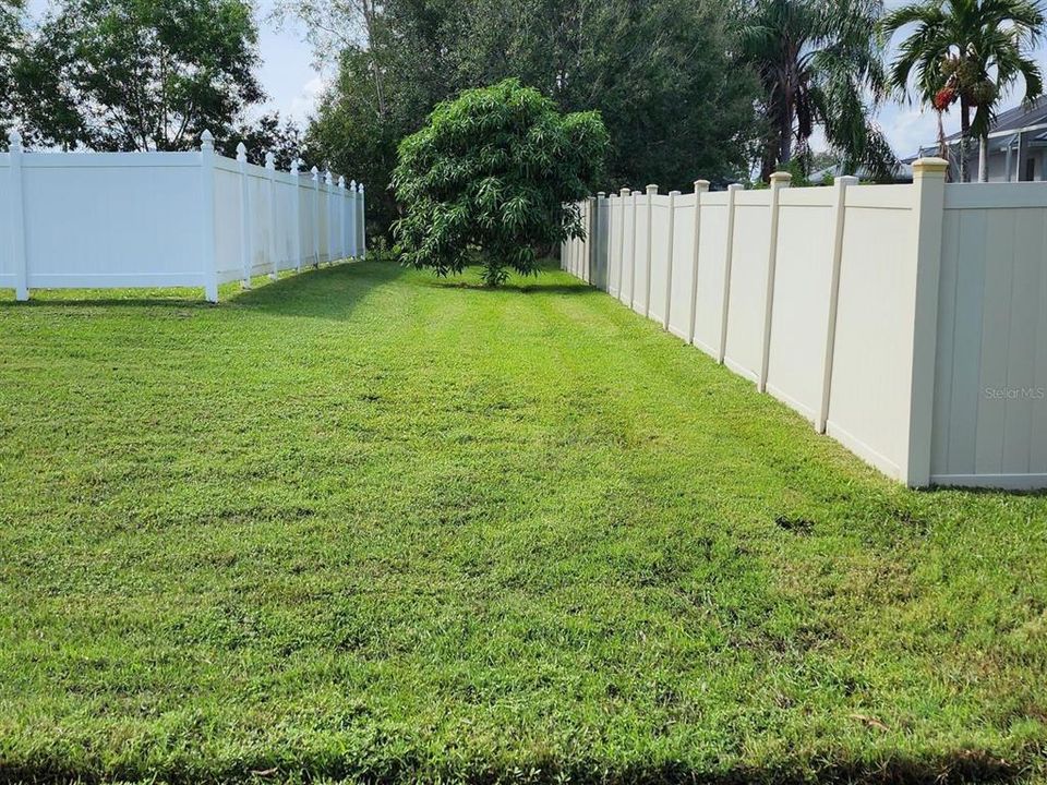 For Sale: $385,000 (3 beds, 2 baths, 1410 Square Feet)