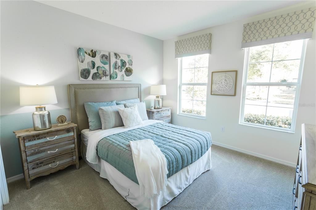 For Sale: $349,900 (2 beds, 2 baths, 1976 Square Feet)