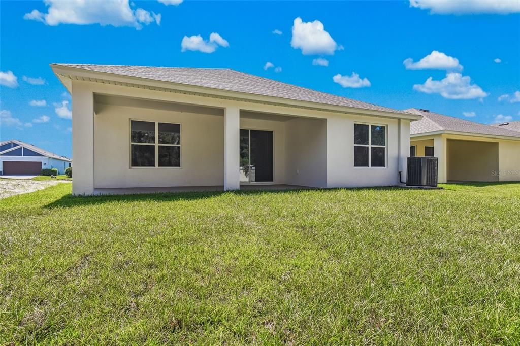 Active With Contract: $349,900 (2 beds, 2 baths, 1976 Square Feet)