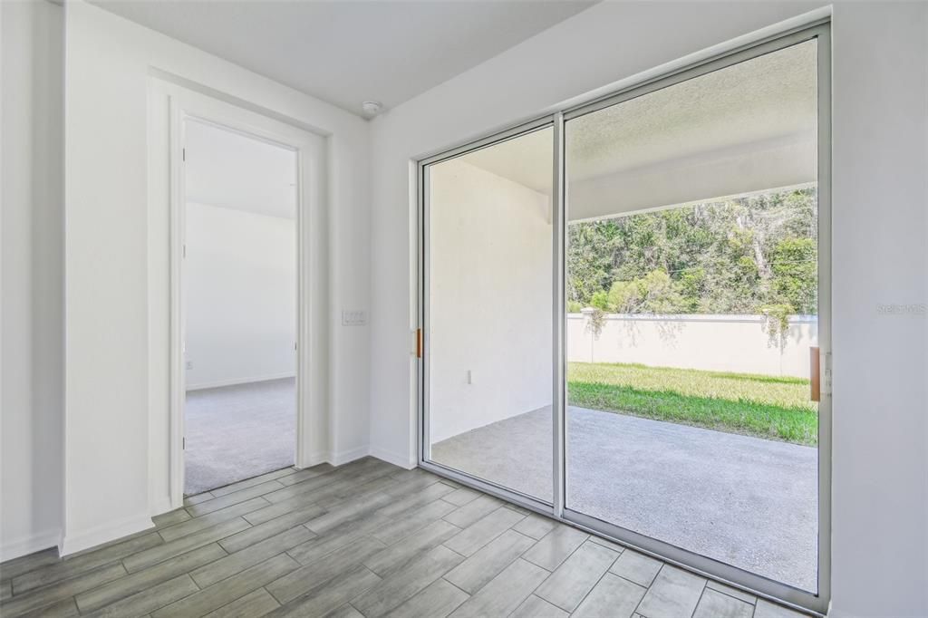 Active With Contract: $349,900 (2 beds, 2 baths, 1976 Square Feet)