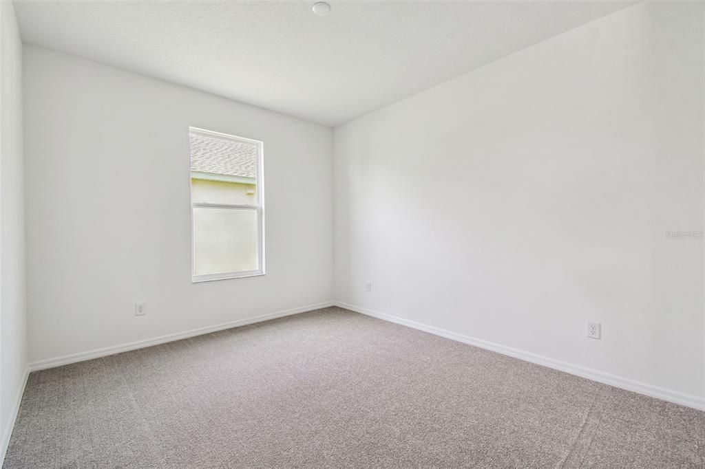 Active With Contract: $349,900 (2 beds, 2 baths, 1976 Square Feet)