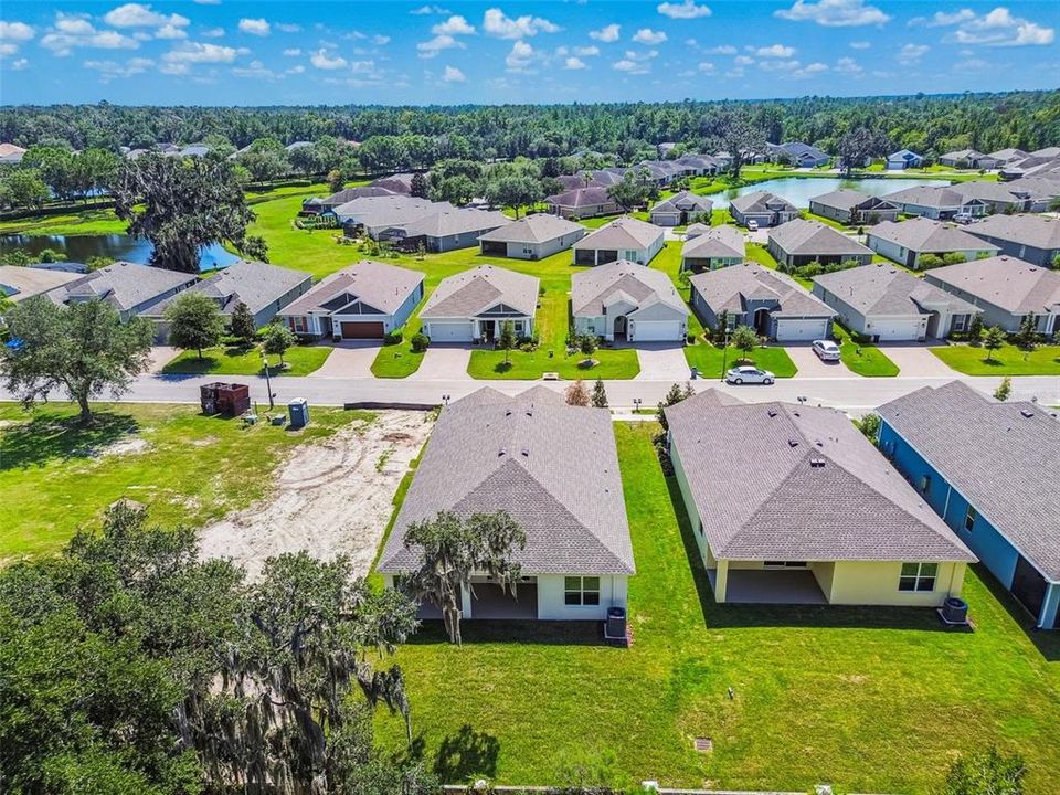 Active With Contract: $349,900 (2 beds, 2 baths, 1976 Square Feet)