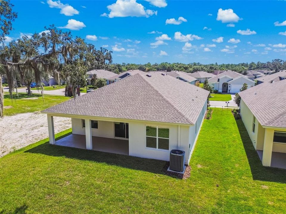 Active With Contract: $349,900 (2 beds, 2 baths, 1976 Square Feet)