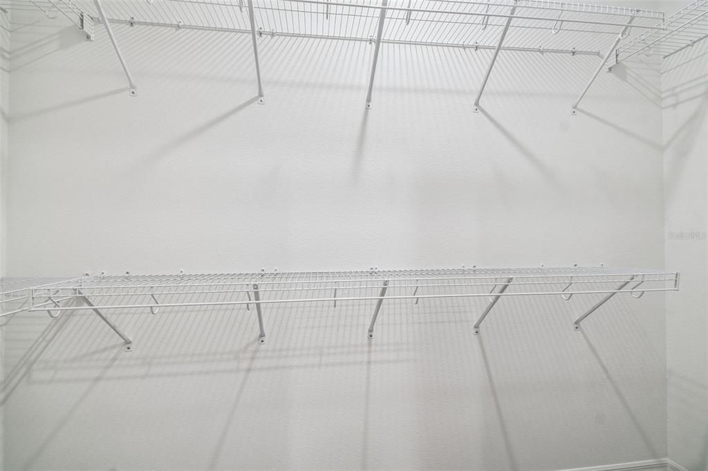 Active With Contract: $349,900 (2 beds, 2 baths, 1976 Square Feet)