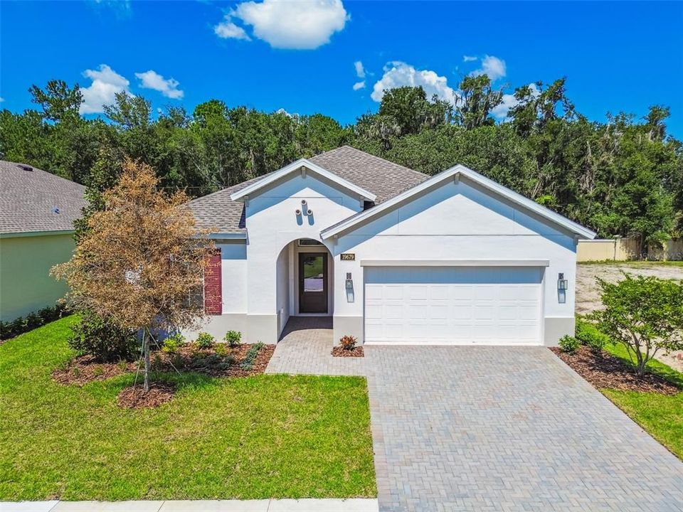 Active With Contract: $349,900 (2 beds, 2 baths, 1976 Square Feet)