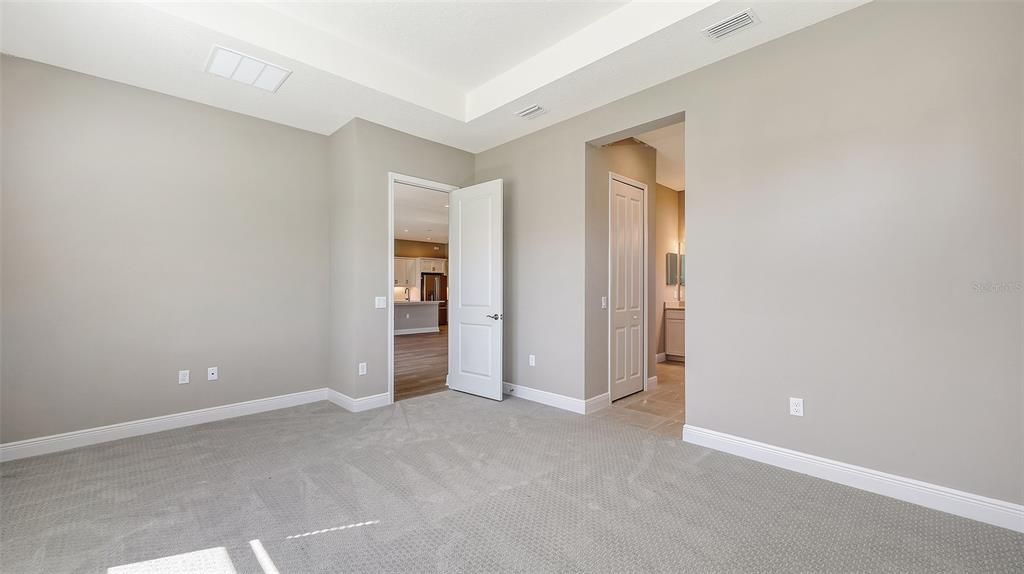 For Sale: $548,990 (2 beds, 2 baths, 1904 Square Feet)