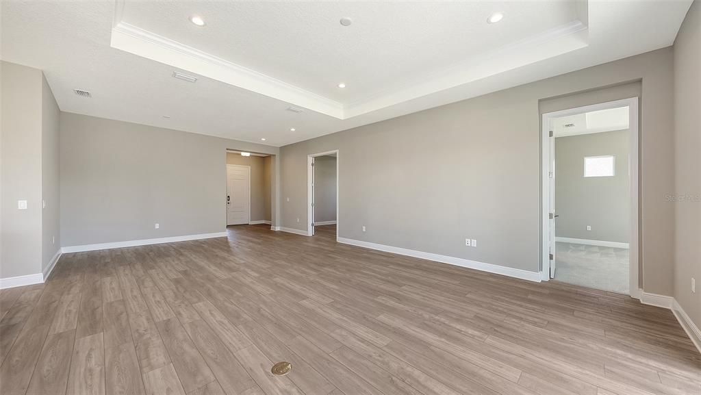 For Sale: $548,990 (2 beds, 2 baths, 1904 Square Feet)