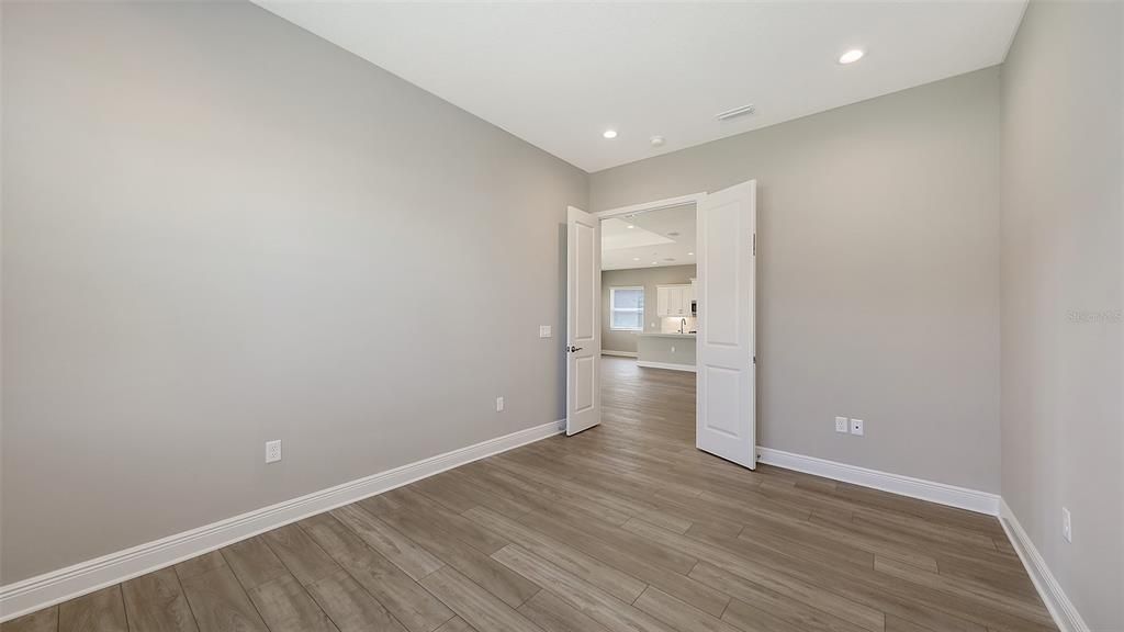 For Sale: $548,990 (2 beds, 2 baths, 1904 Square Feet)