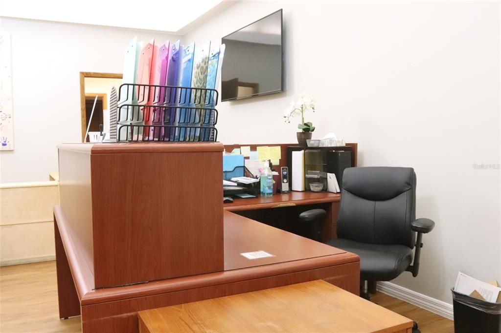 合同活跃: $999,000 (0 贝兹, 0 浴室, 6140 平方英尺)