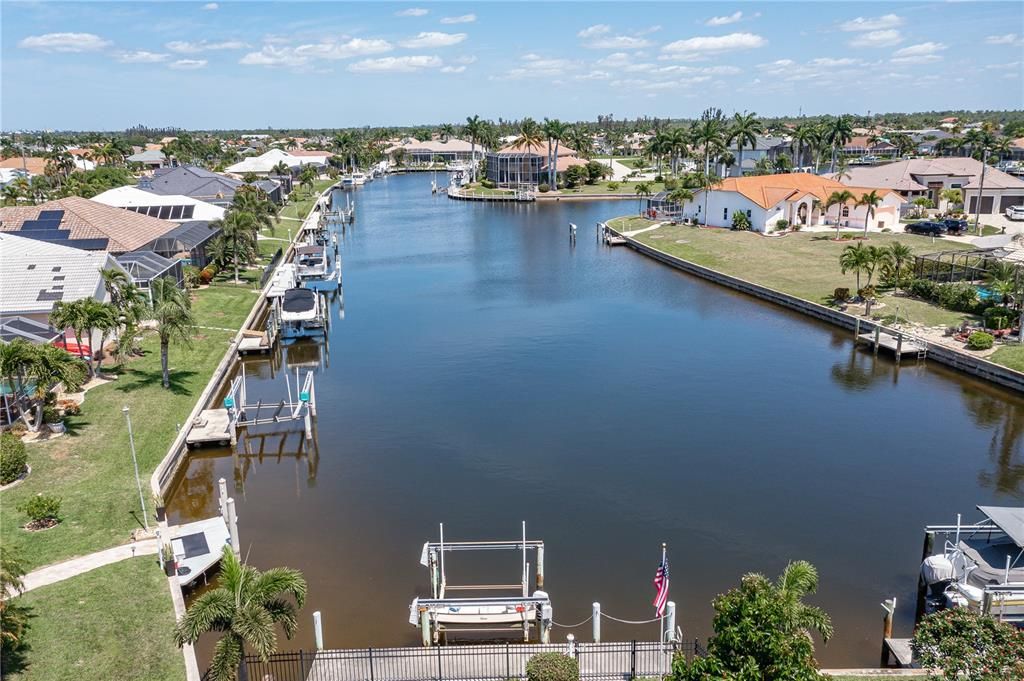 合同活跃: $849,000 (3 贝兹, 2 浴室, 2735 平方英尺)