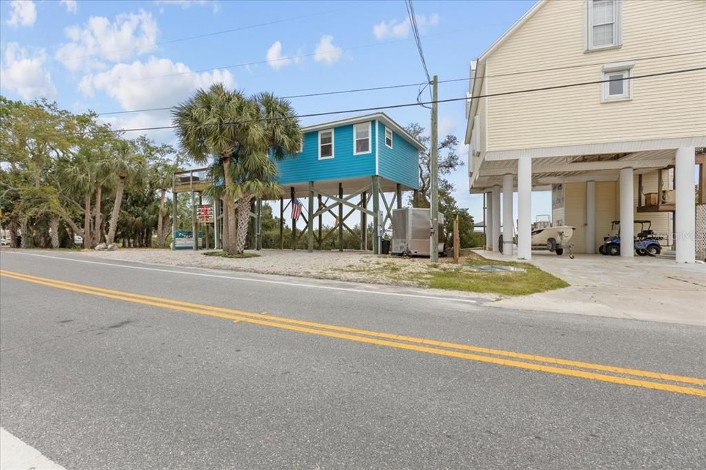 Недавно продано: $595,000 (2 спален, 2 ванн, 928 Квадратных фут)