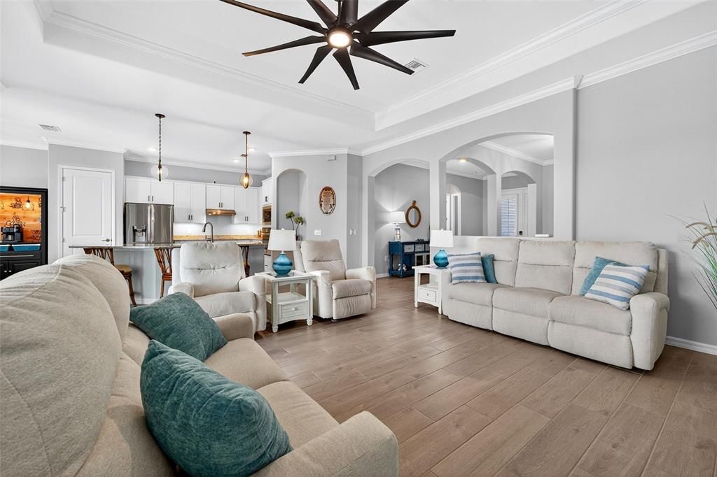 На продажу: $720,000 (4 спален, 2 ванн, 2266 Квадратных фут)