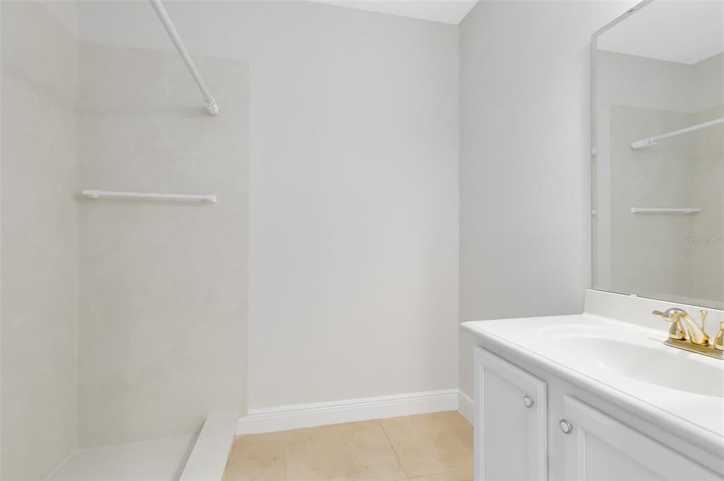 待售: $379,900 (2 贝兹, 2 浴室, 1854 平方英尺)