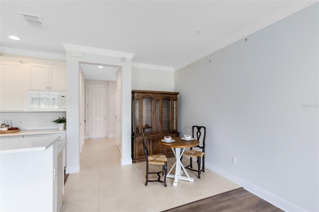 待售: $379,900 (2 贝兹, 2 浴室, 1854 平方英尺)