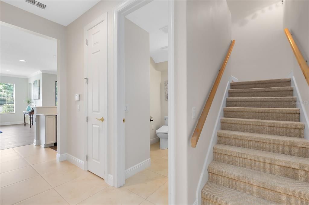 待售: $379,900 (2 贝兹, 2 浴室, 1854 平方英尺)