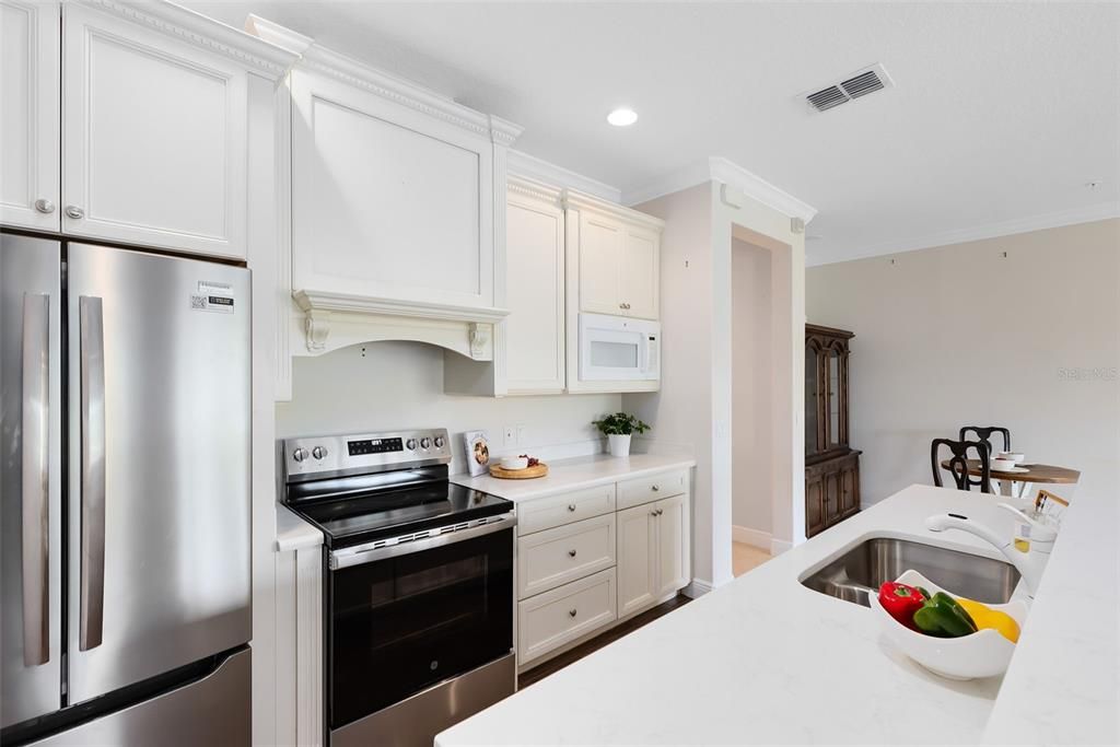 待售: $379,900 (2 贝兹, 2 浴室, 1854 平方英尺)