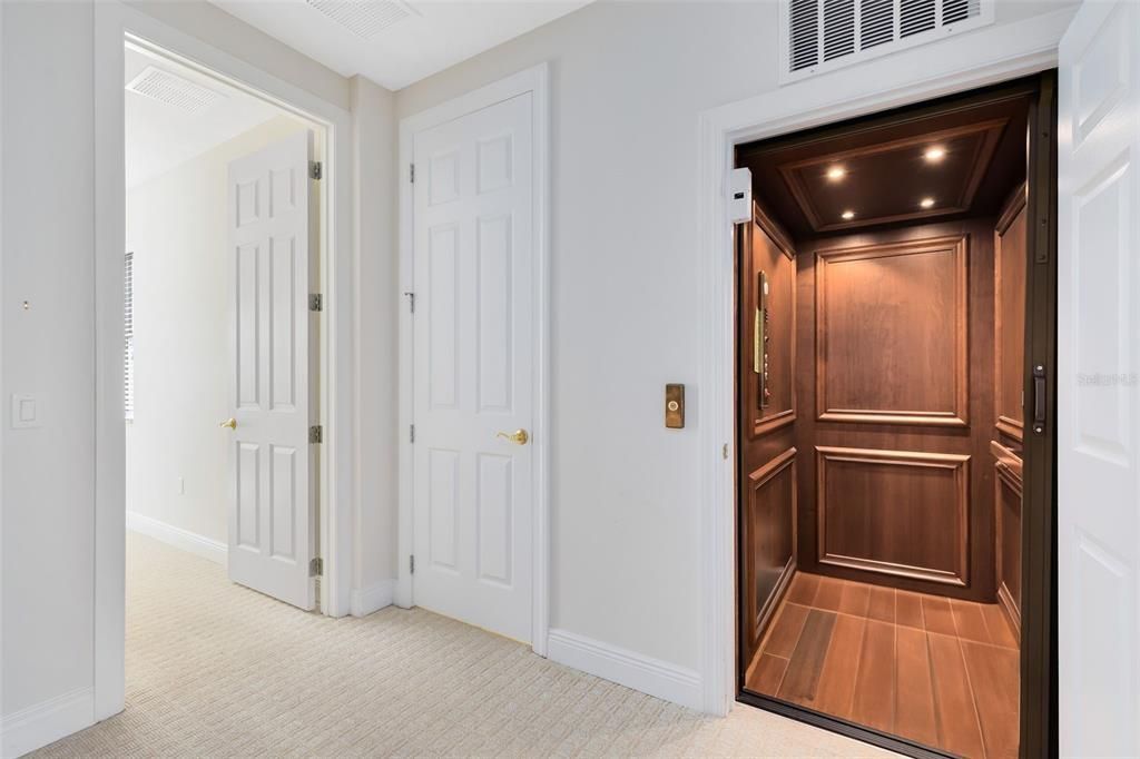 待售: $379,900 (2 贝兹, 2 浴室, 1854 平方英尺)