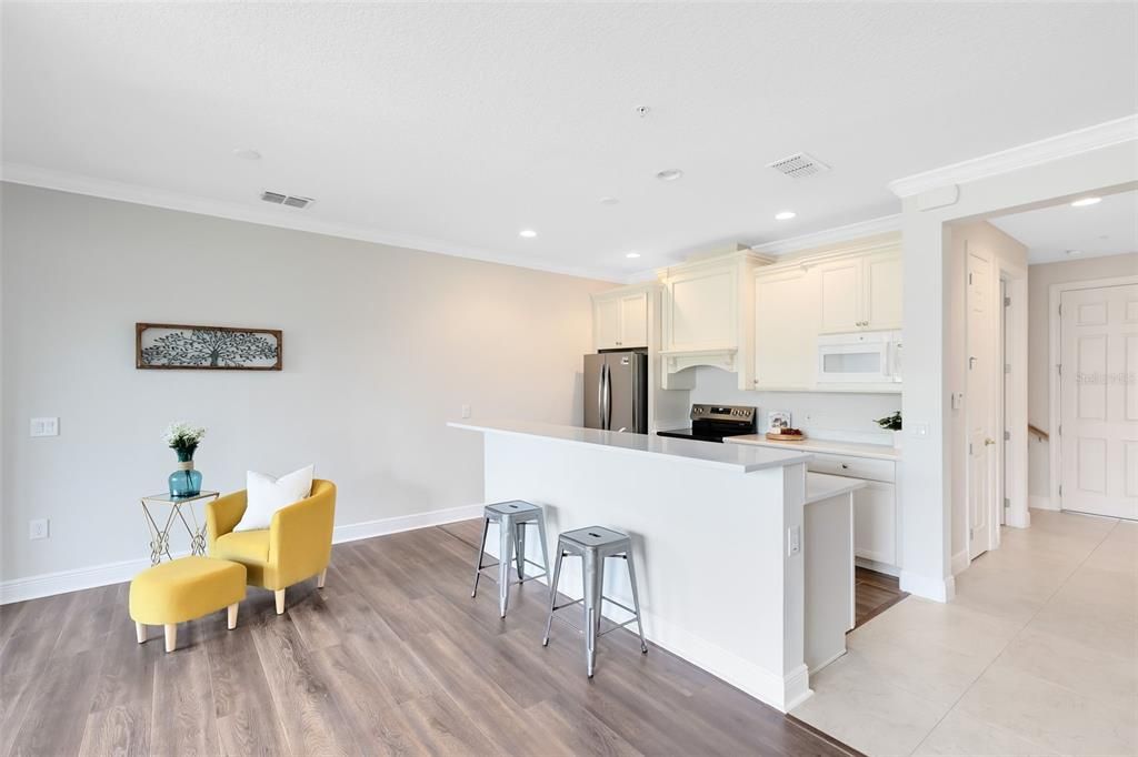 待售: $379,900 (2 贝兹, 2 浴室, 1854 平方英尺)