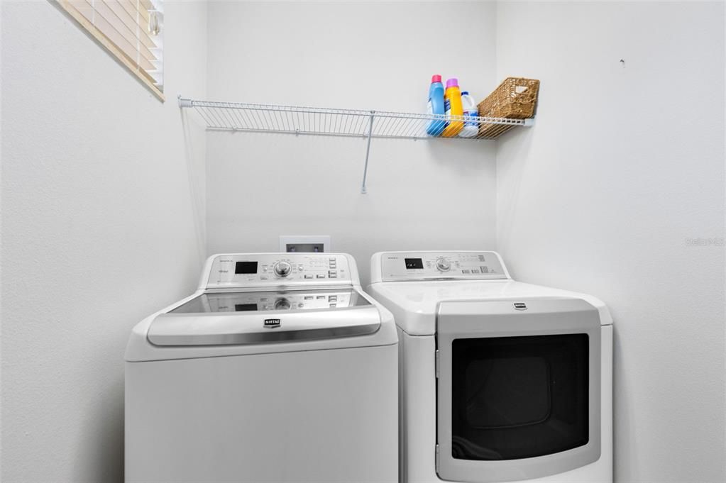 待售: $379,900 (2 贝兹, 2 浴室, 1854 平方英尺)