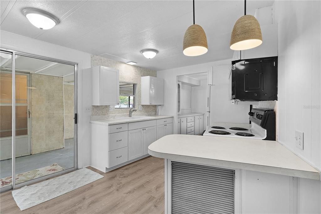 待售: $159,000 (2 贝兹, 2 浴室, 1152 平方英尺)