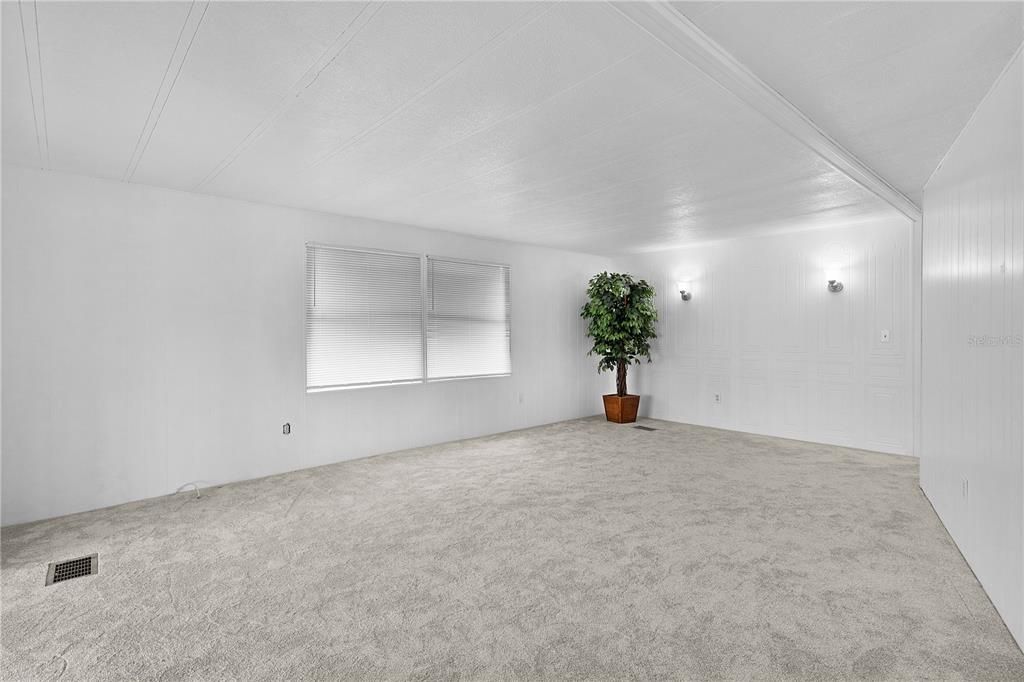 待售: $159,000 (2 贝兹, 2 浴室, 1152 平方英尺)