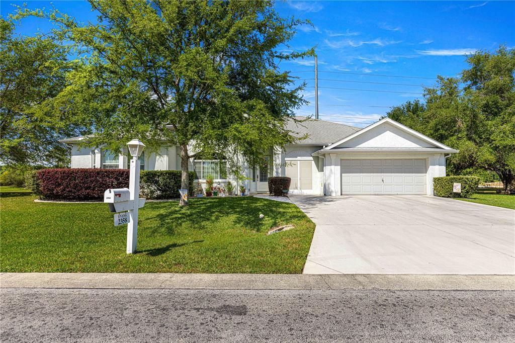 Recently Sold: $359,900 (3 beds, 2 baths, 2350 Square Feet)