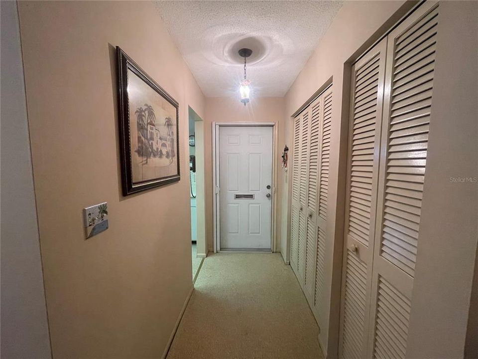 En Venta: $147,000 (2 camas, 1 baños, 816 Pies cuadrados)