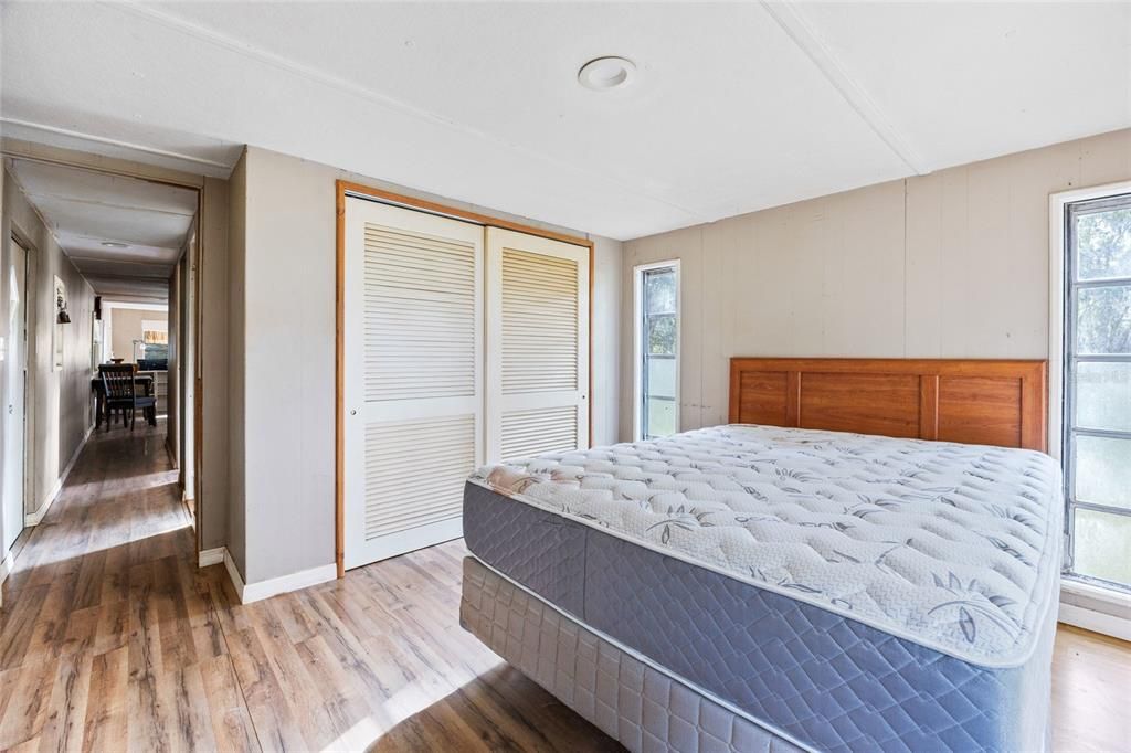 En Venta: $240,000 (4 camas, 0 baños, 1680 Pies cuadrados)